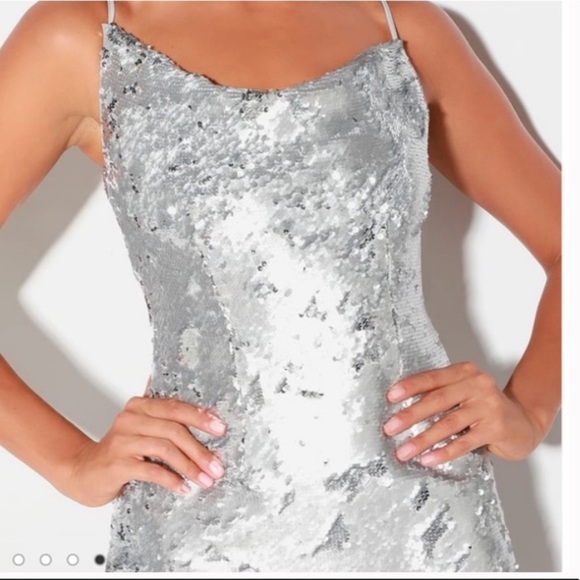 Silver sequin midi dress - Picture 4 of 5